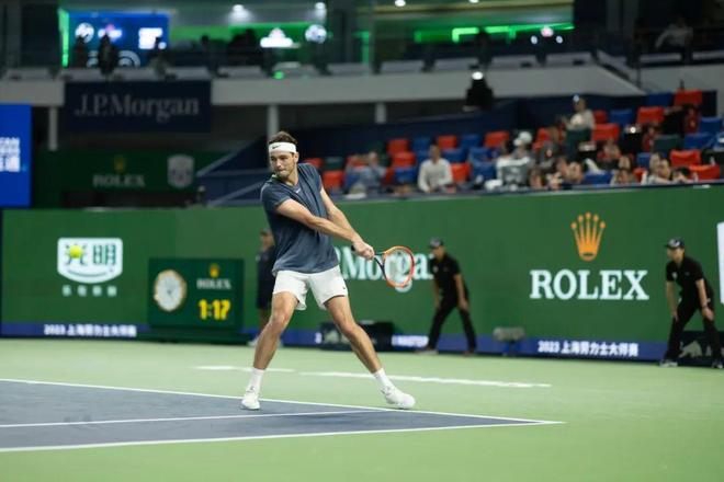 不同于传统 不同于传统